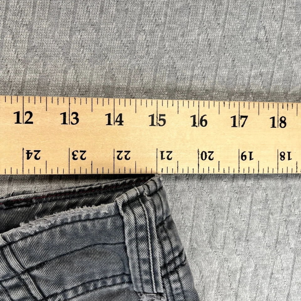 Vintage Y2K 90s Abercrombie & Fitch Cargo Shorts Men 30 Distressed Cut Off - Image 4 of 4