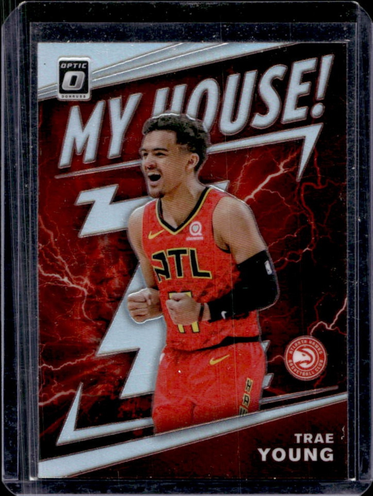 2019-20 Donruss Optic Trae Young My House! Holo #18 Hawks