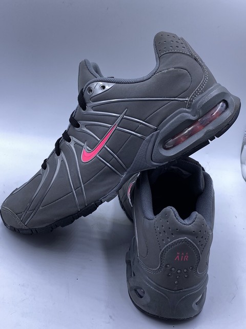 nike air max womens walking shoe