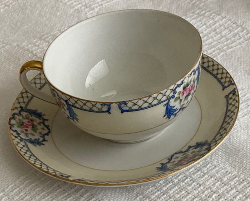 Antique Noritake Pink Roses Blue Garland Teacup and Saucer c. 1924 RARE! - Picture 3 of 5