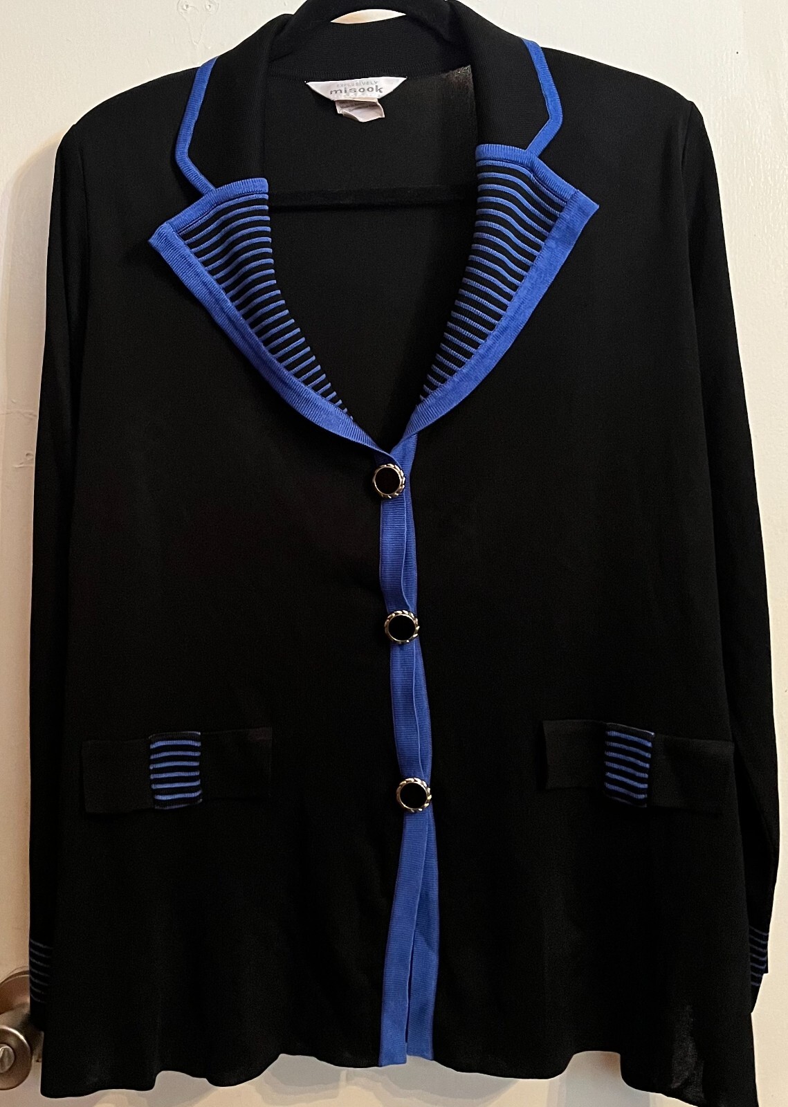 Exclusively Misook  Button Down Lightweight Knit … - image 1