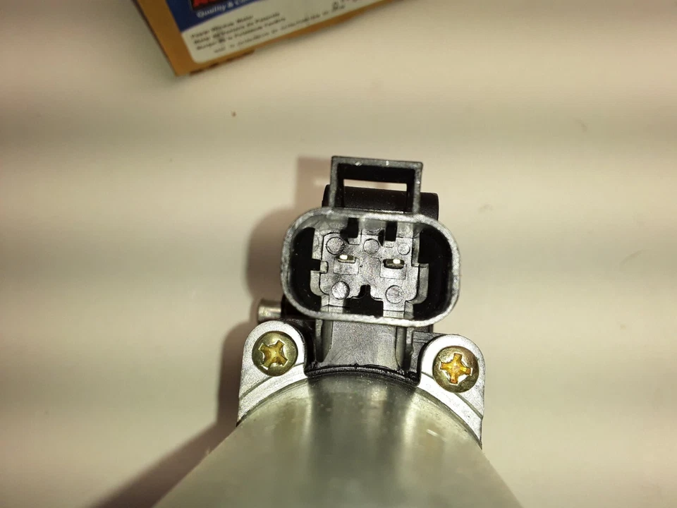 Motor de ventana eléctrica delantero izquierdo ACI 82100 se adapta a Saturn L100, L200, L300, LS, LW1, LW200 Foto 3 de 4