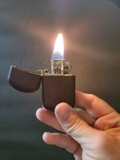 Vintage WINSTON SELECT TRADING CO. Advertising Lighter w/ Leather Wrapped Case