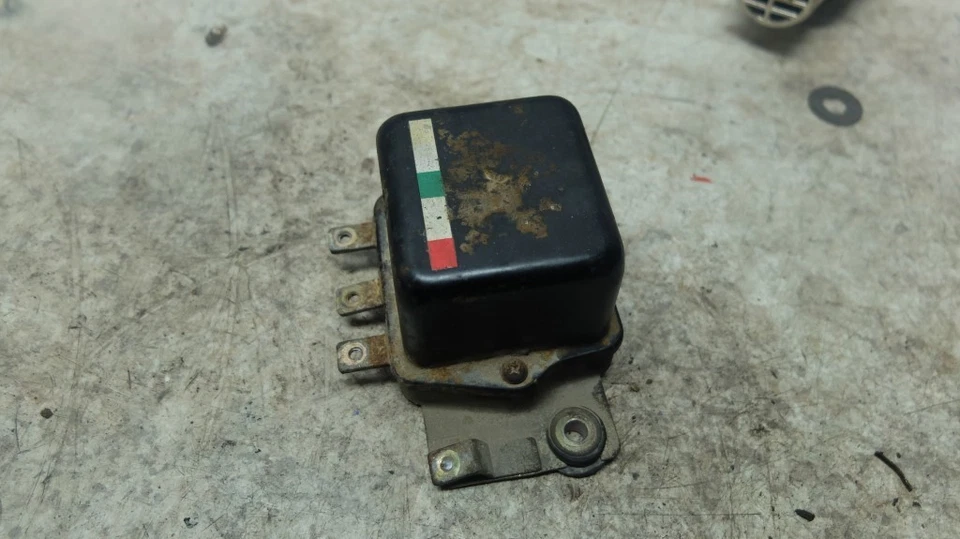 66 Yamaha YDS 3 YDS3 Catalina CDI caixa ignição ECU - Imagem 2 de 4