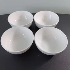 Set Of 4 Unused Mikasa "Eden" Beaded Rim 6" Dia. Soup/Cereal Bowls