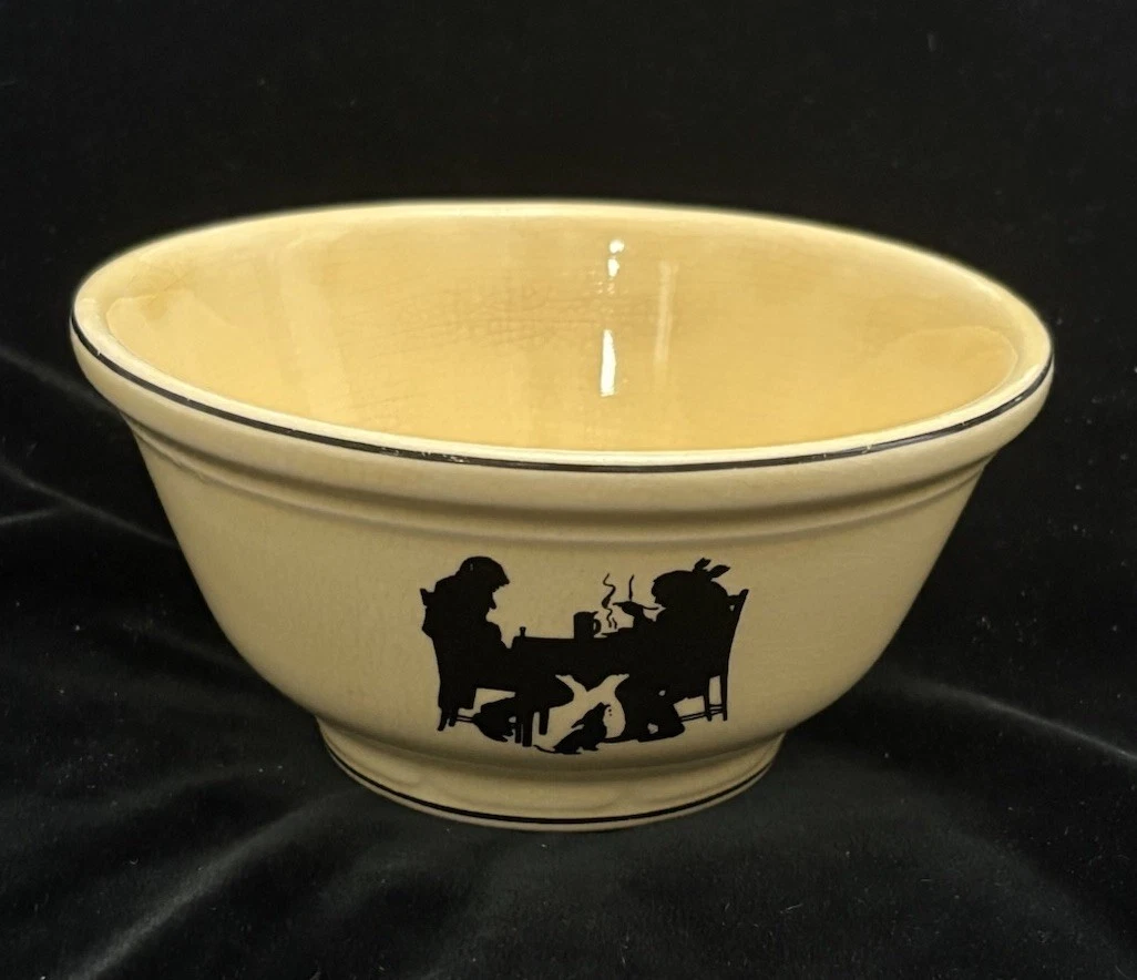VTG Pale Yellow Crooksville China Co “Silhouette” Small Mixing Bowl 5-3/4in