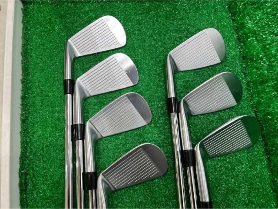 Bridgestone B-Limited 220MB Iron Set 7pcs 4-PW MODUS3 Tour 125 Flex X - Image 2 of 4