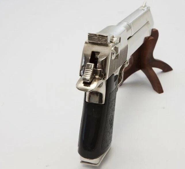 Denix Nickel Desert Eagle Non-Firing Prop Replica Pistol, Full Size Replica - Image 3 of 4