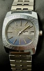 Vtg New 1979 TIMEX Calendar Men’s 40mm Mechanical Watch Steel Case Bracelet Blue