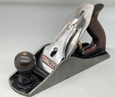 Vintage Stanley Bailey No 4-1/2 Wide Smoothing Plane Woodworking Carpenter Tool