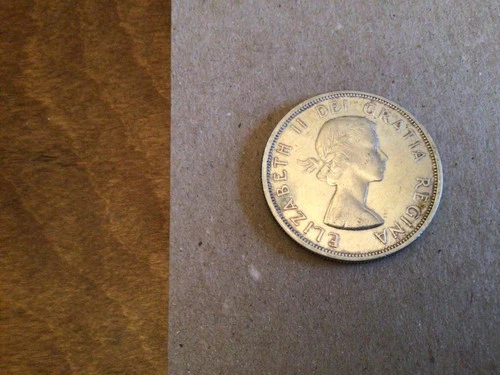 1962 Queen Elizabeth 11 Canadian Voyageur Silver Dollar 80% silver 23:33 grams