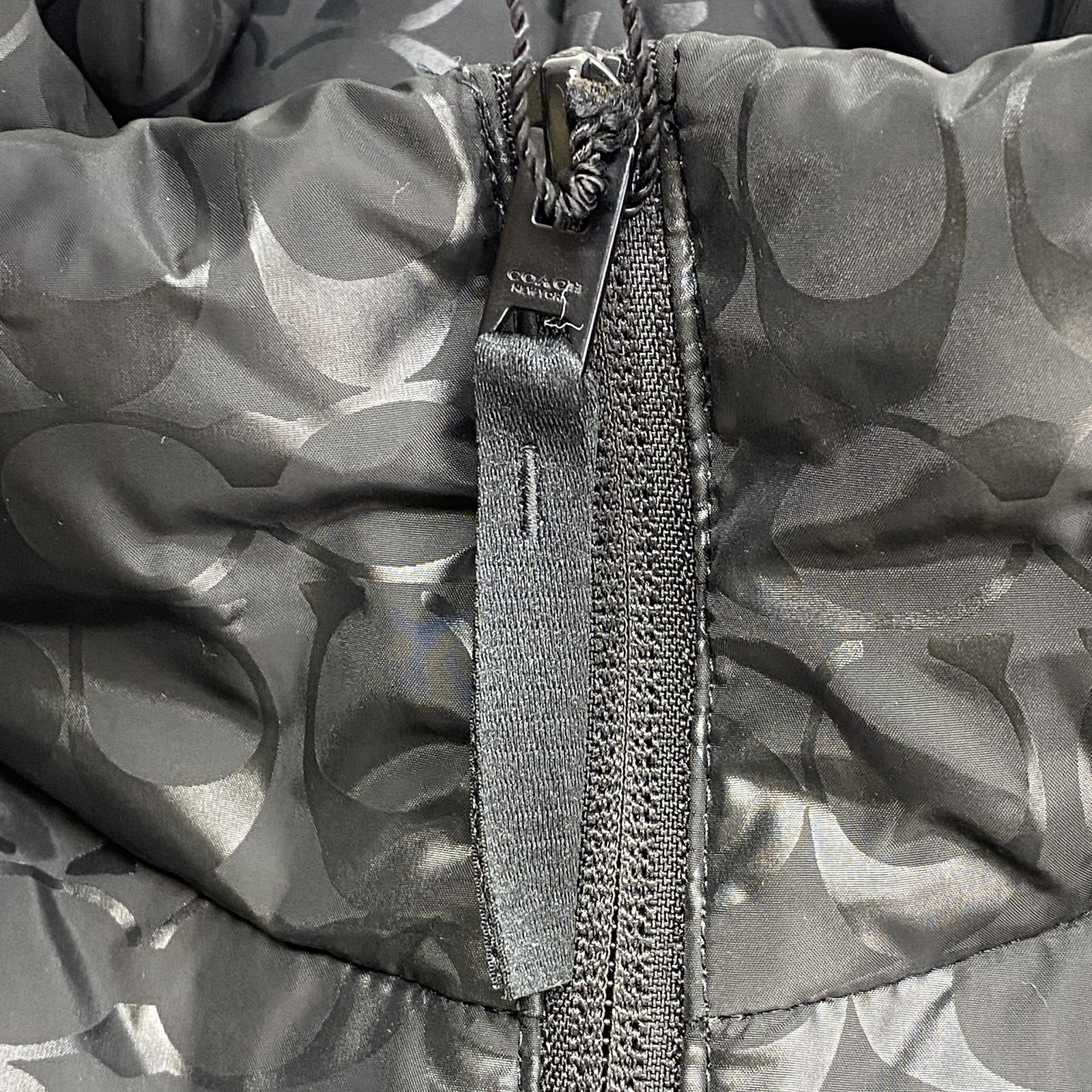 Coach Mens Jacket Black Size XS Lightweight Down Full Zip Recycled Polyester thumbnail 6