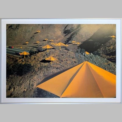Christo The Umbrellas Yellow handsigniert gerahmt Projekt Japan - Bild 1 von 2