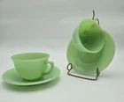 VINTAGE FIRE KING JADEITE LOT OF 2 CUPS AND 2 SAUCERS JANE RAY