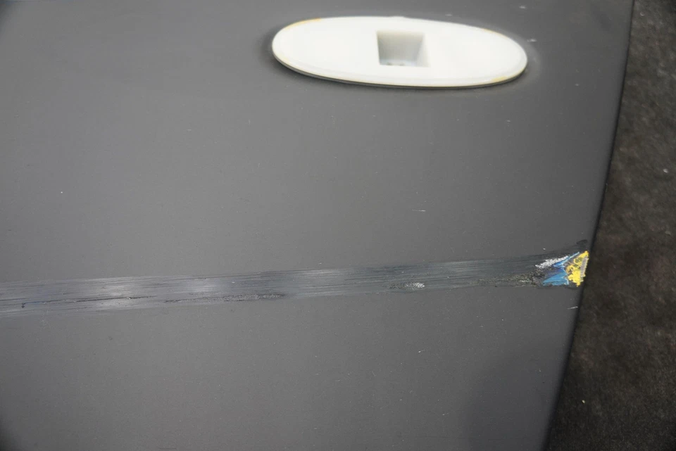 Painel de acabamento frontal direito do capô do motor 4874316 Chrysler Plymouth Prowler *Nota* - Imagem 3 de 4