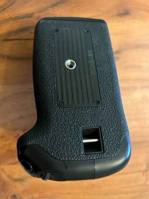 Pixel Vertax Battery Grip E13 - Image 4 of 4