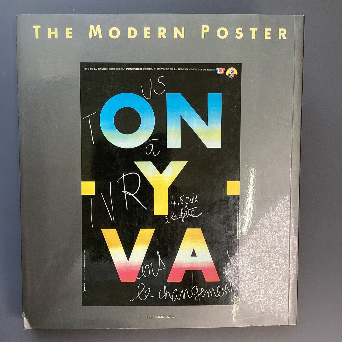 THE MODERN POSTER by Stuart Wrede First Edition 1988 from