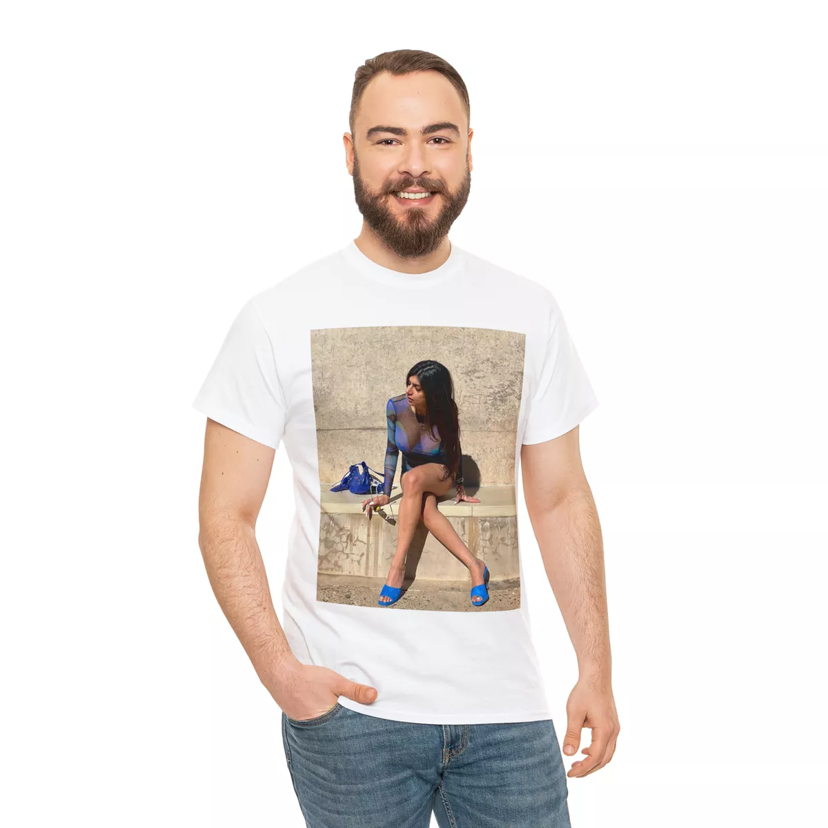 T shirt mia khalifa sale