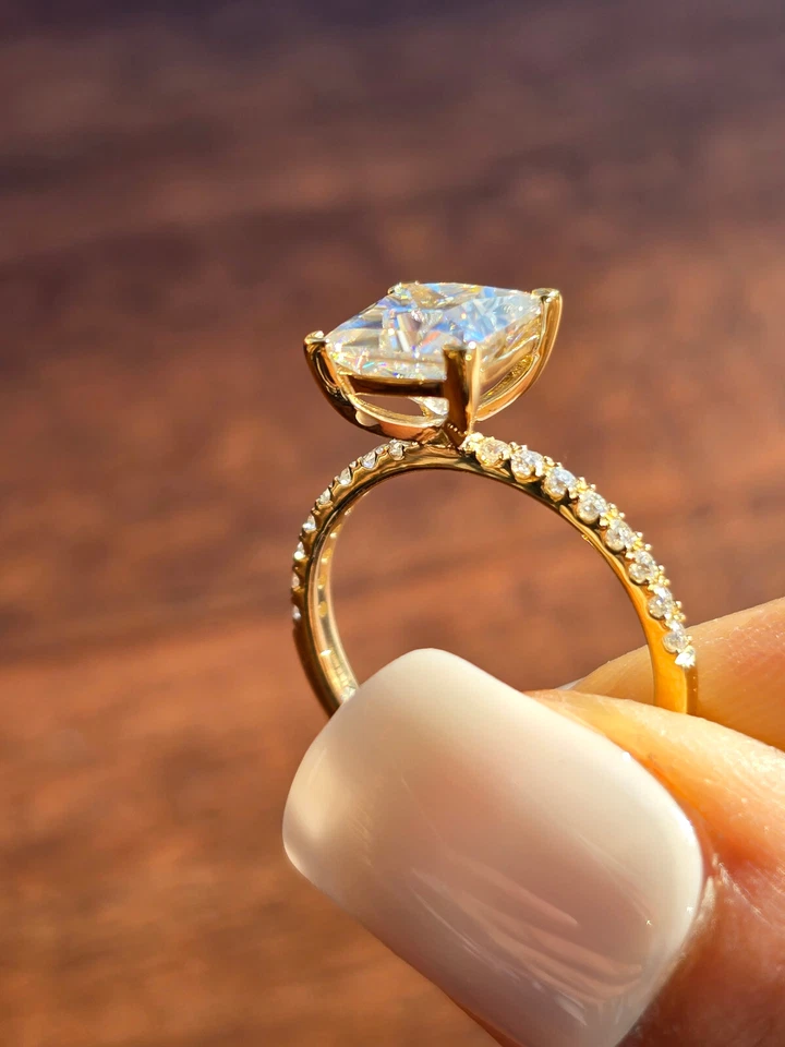 2.50 CT Princess Cut Moissanite  Engagement Ring 10K Yellow Gold 5.5 - Image 3 of 4