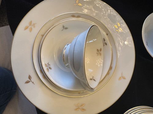 Lenox Rhodora Five piece settings for 6 USA Porcelain Rose - Picture 8 of 10