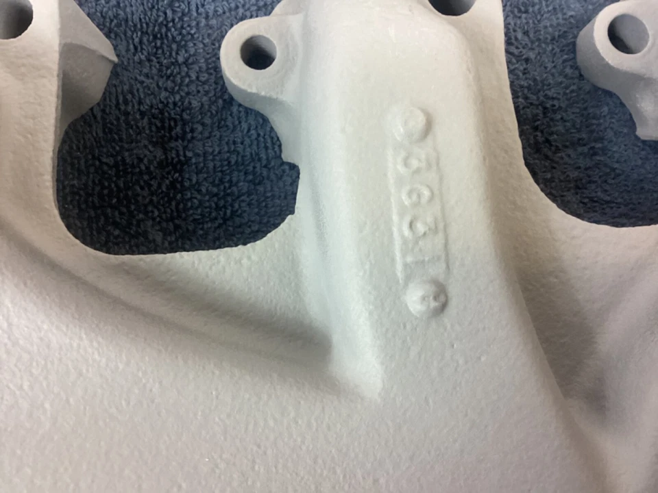 Colector izquierdo Ford 351W 351 Windsor Mustang Torino Ranchero D00E-9431-B Foto 3 de 4