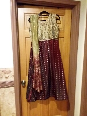 green emerald velvet dress Burgundy Gold Bridal Lehenga BL-130 – Nazranaa main image 1