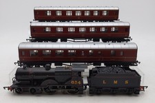 Hornby R2172 OO Scale LMS 2-2-0 Class 2P Steam Locomotive Passenger Set EX