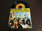 SWEET * FOX ON THE RUN* 7''1975 PORTUGUESE EDITION RARE