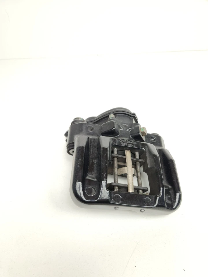 Pinza de freno de emergencia de estacionamiento lateral derecho trasero MCLAREN 650S 2015-2016 OEM  Foto 4 de 4