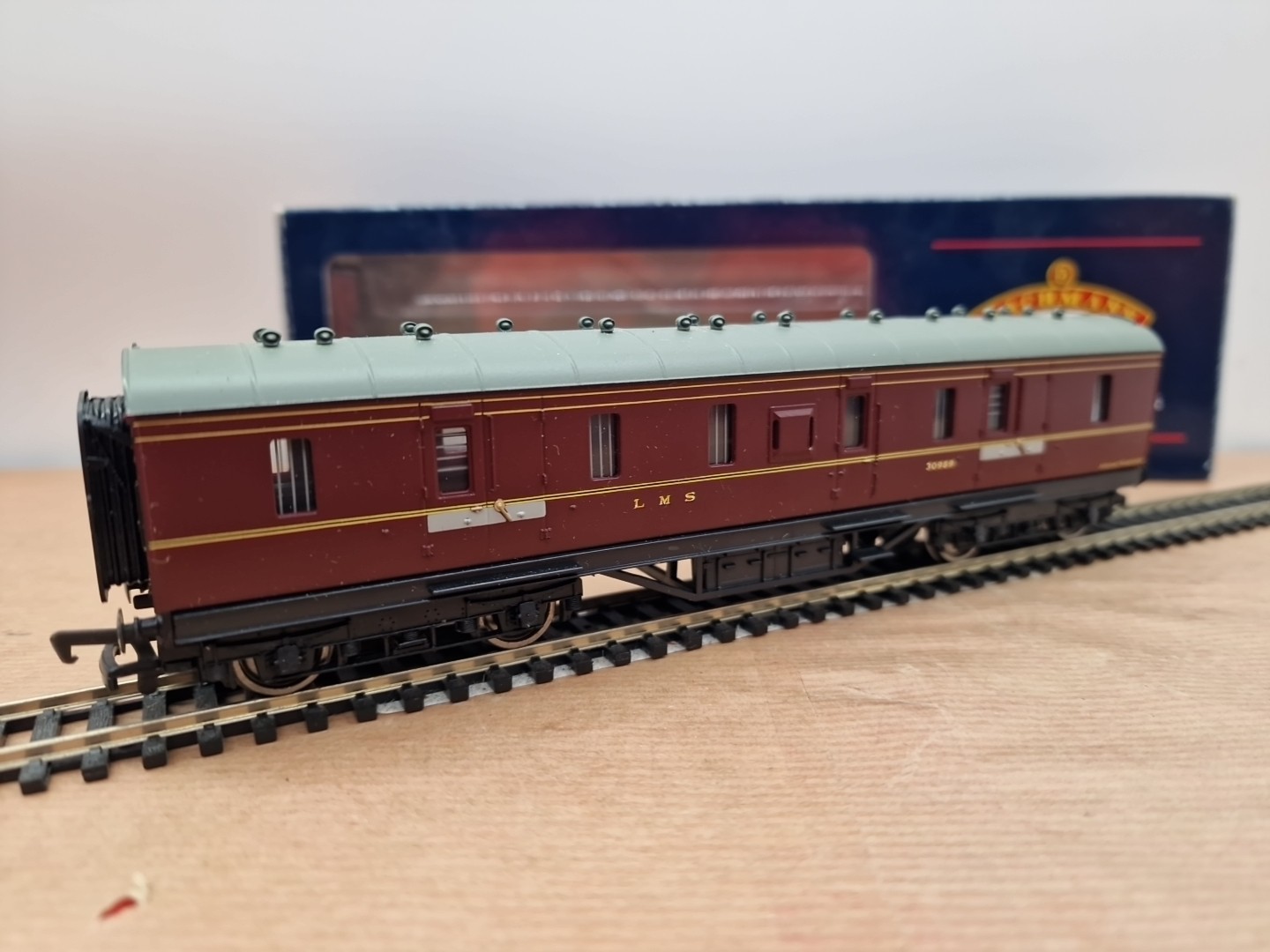 Picture 1 of 3
