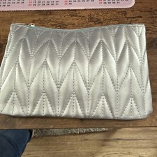 Ipsy Makeup Bag Silver January 2026 No Cosmetics Bag Only Metallic Look NEW