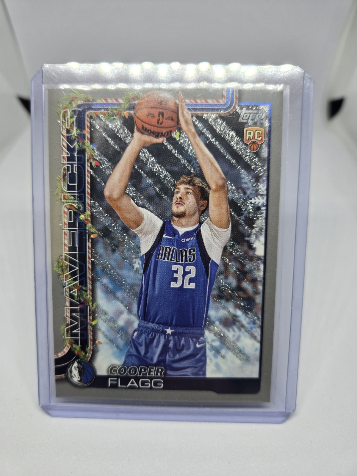 2025-26 Topps Holiday - Cooper Flagg #H161 Holiday Silver Glitter (RC)