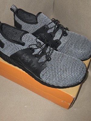 THE INVINCIBLE SHOE Defender 703 Gray Mens Size 11.5 New With Box