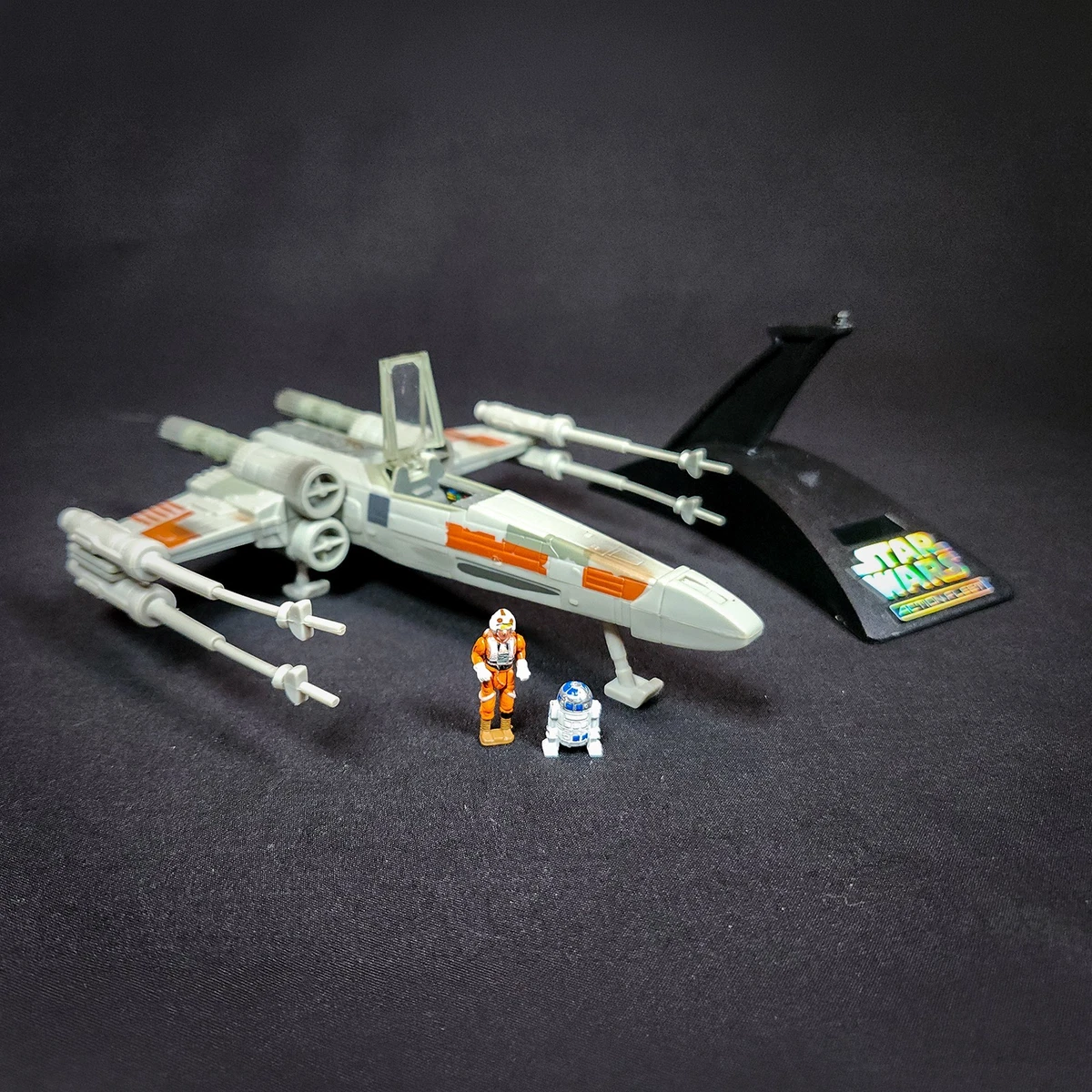 X-wing Starfighter Star Wars Vehicle & Space Ship Replicas for