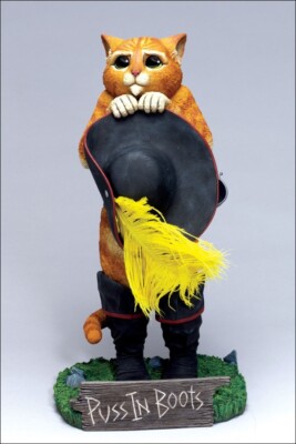 PUSS IN BOOTS 13'' STATUE SHREK MCFARLANE CAST RESIN FIGURE CLUB EXCLUSIVE MIB