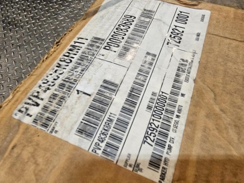 New Parker PVP4836K8RM11 Hydraulic Variable Volume Piston Pump - Picture 3 of 13
