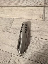 Genuine Tool Bench Hardware 8-in-1 Multiuse Pocket Knife Only 