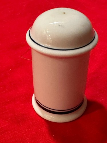 Dansk Bistro Christianshavn Blue Stripe Salt Pepper Shaker Set - Portugal - Picture 7 of 13