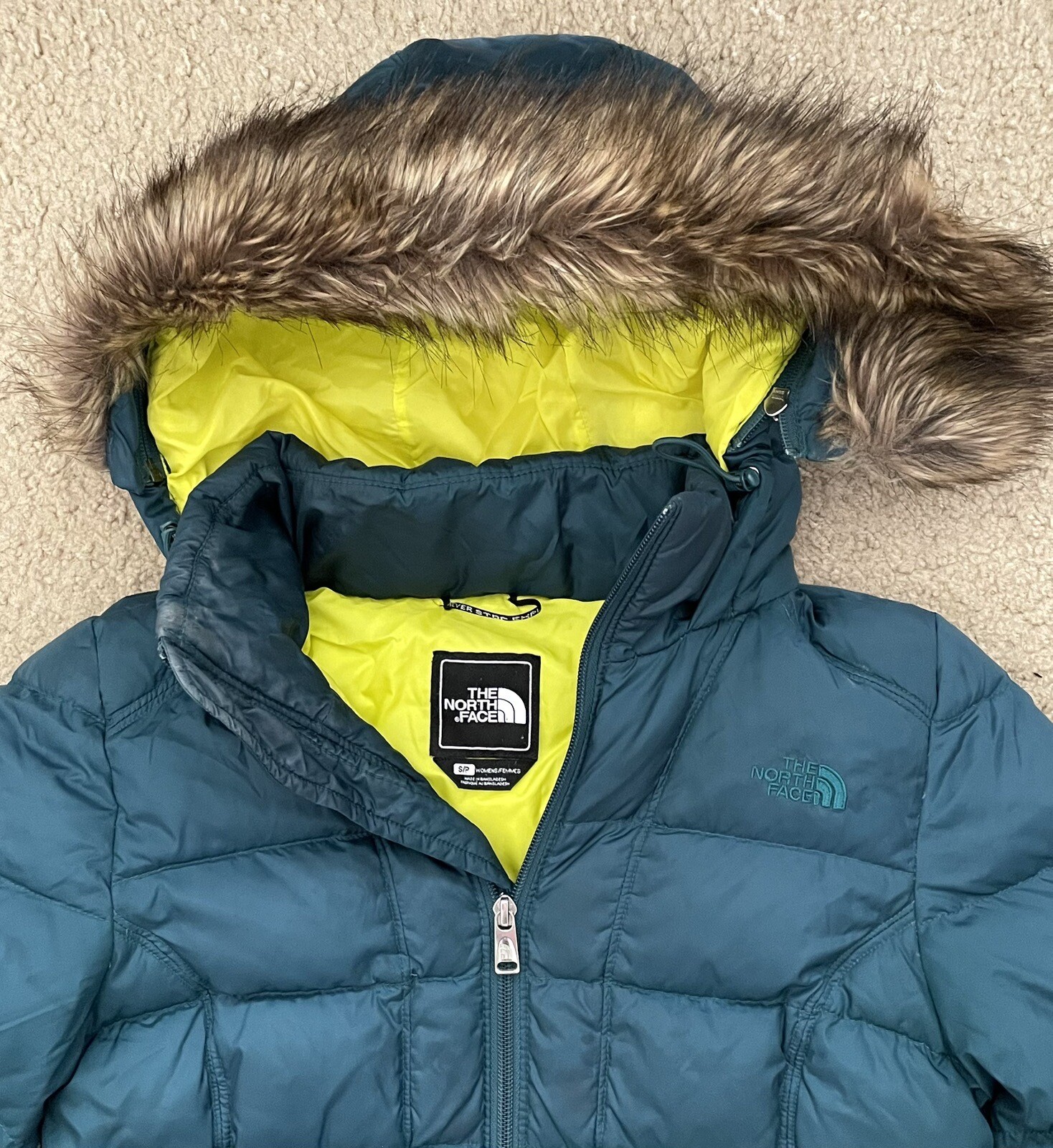 The North Face Gotham 550 Fill Down Faux Fur Trim Hood Jacket Women’s S