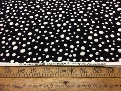Loralie Harris-21541-manchas blancas en negro-100% algodón - Imagen 2 de 3