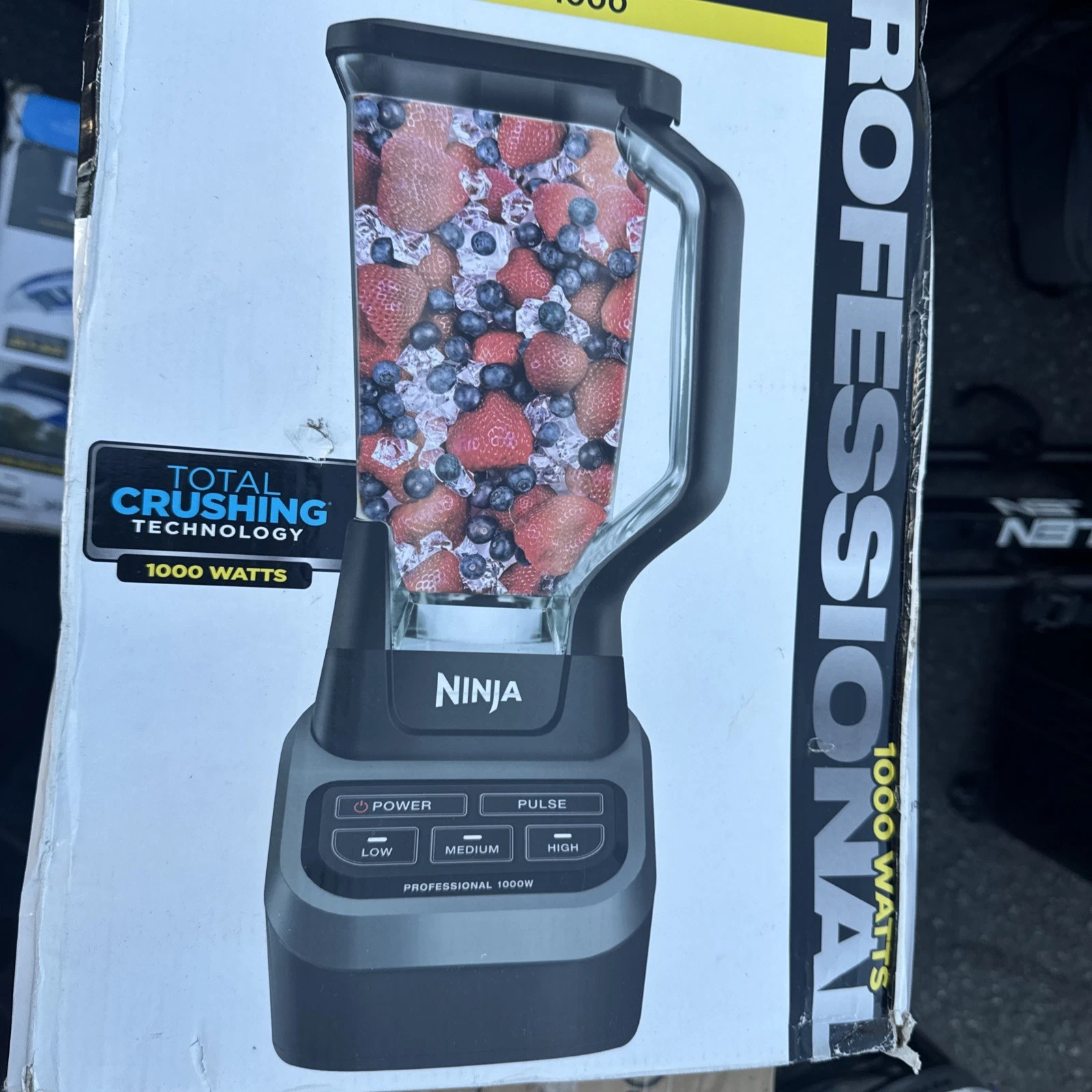Ninja Professional XL 72-oz 4-Speed Countertop Blender (Black/Silver)