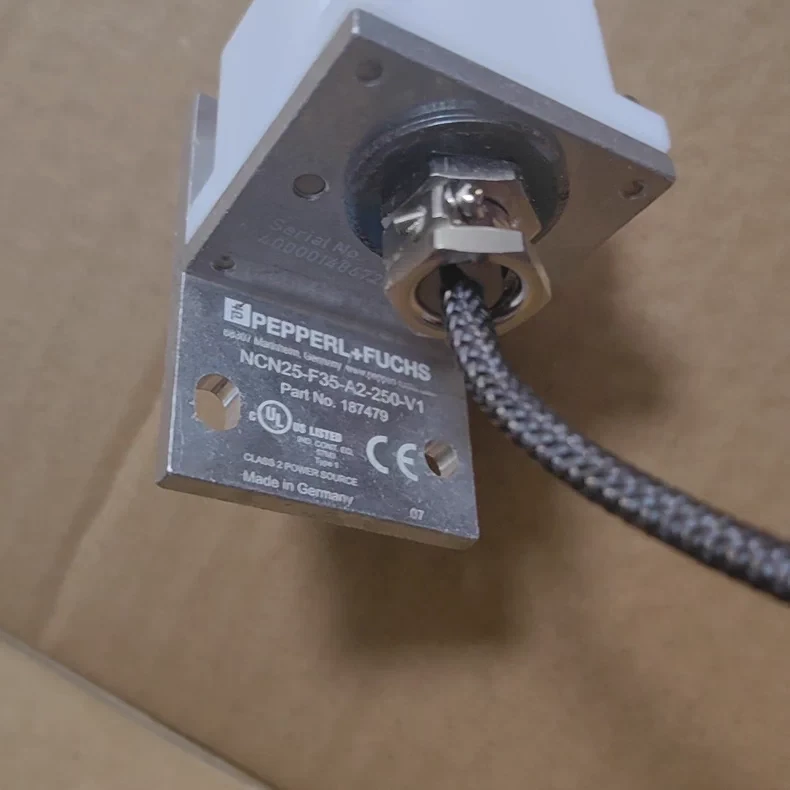 New NCN25-F35-A2-250-V1 For Pepperl+Fuchs Proximity Sensors Free Shipping - Image 4 of 4
