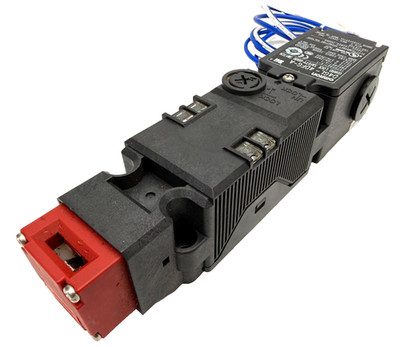 Omron D4GL-4GFG-A Guard Lock Safety-Door Switch
