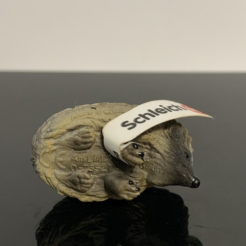 Schleich 14337 Hedgehog 1.75” Brown Animal Figure New w/ Tags - Picture 5 of 5