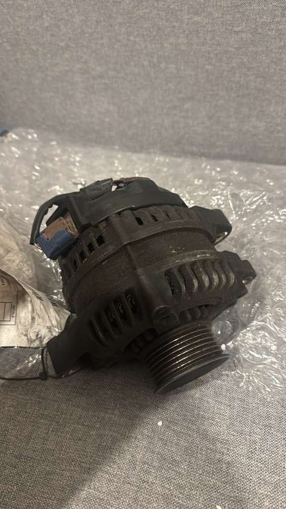 2008-2012 Honda Accord 2009-2014 Acura TSX 2.4L Alternator Assembly OEM