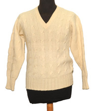 VINTAGE AUSTIN REED KNITWEAR V NECK ARAN JUMPER HEAVY WEIGHT SIZE 38 CREAM