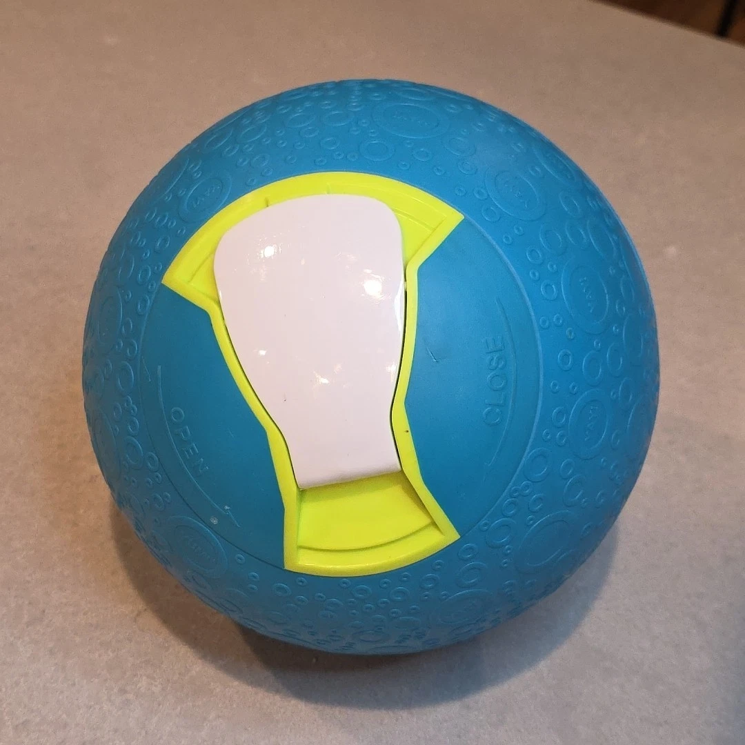 High Fives Yay Labs UCO Pint Size Soft Shell Blue Ice Cream Maker Ball