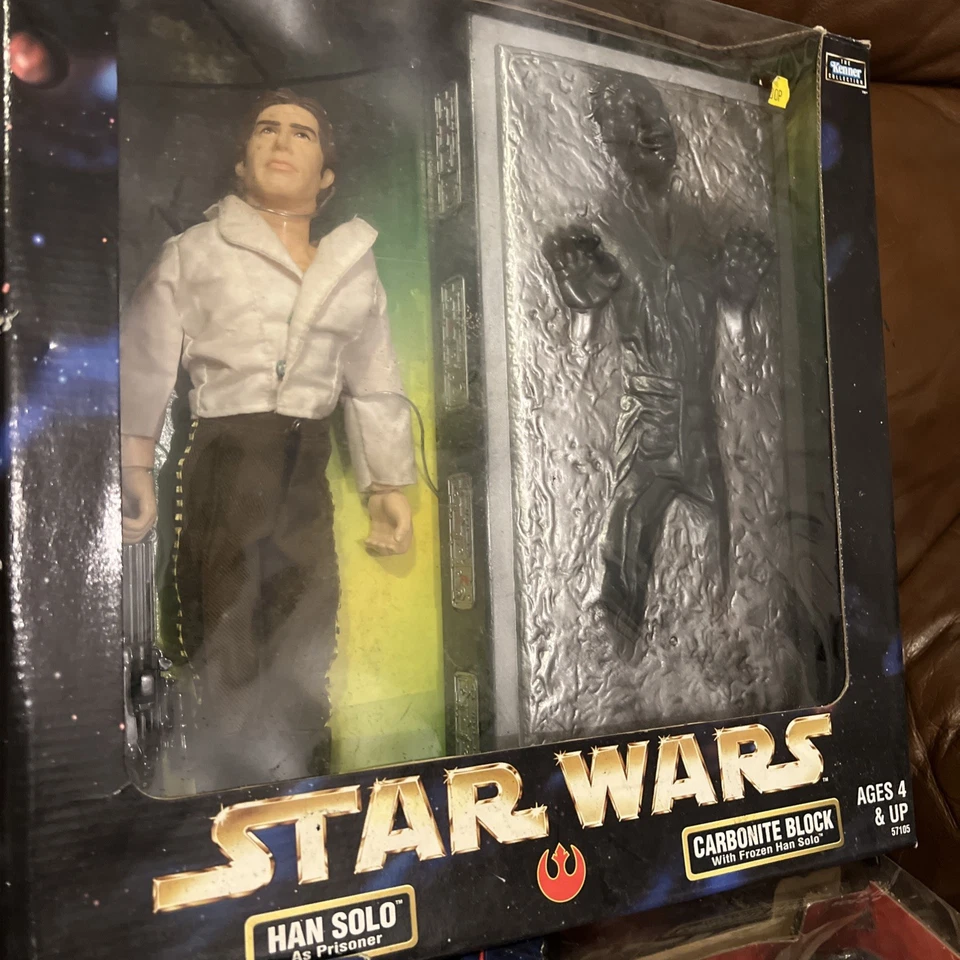 Star Wars 12 inch Imperial Officer, Han Solo In Carbonit, Anakin to Darth Vader - Image 4 of 4