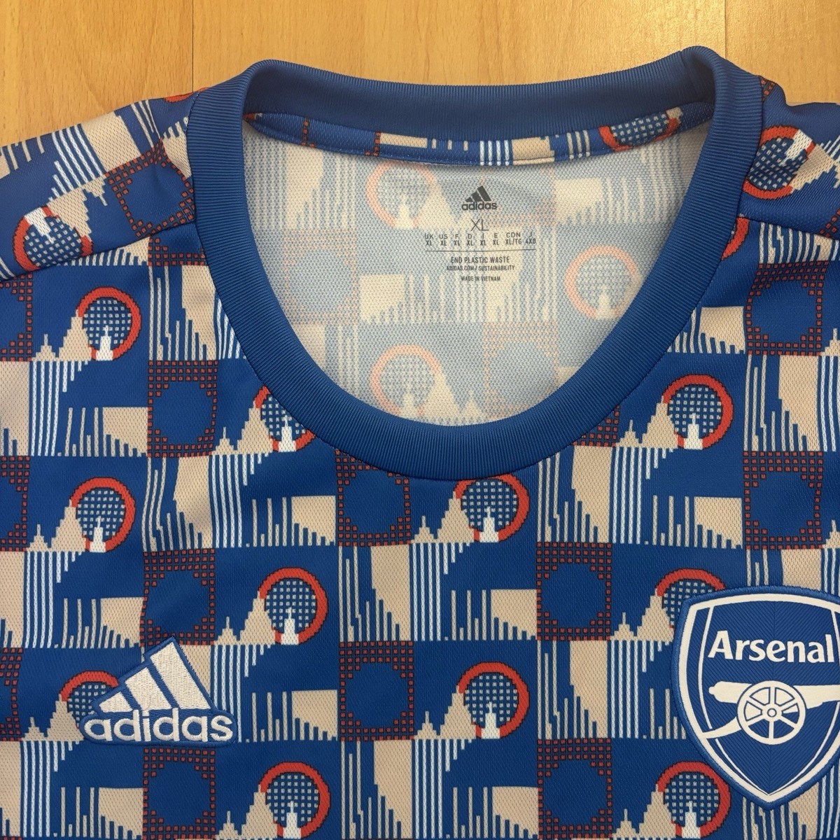 Adidas Arsenal 2021/22 TFL London Underground Pre Match Warm Up