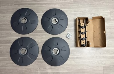Flow Below Black Wheel Cover Kit P/N: A22-74255-064 Freightliner Cascadia